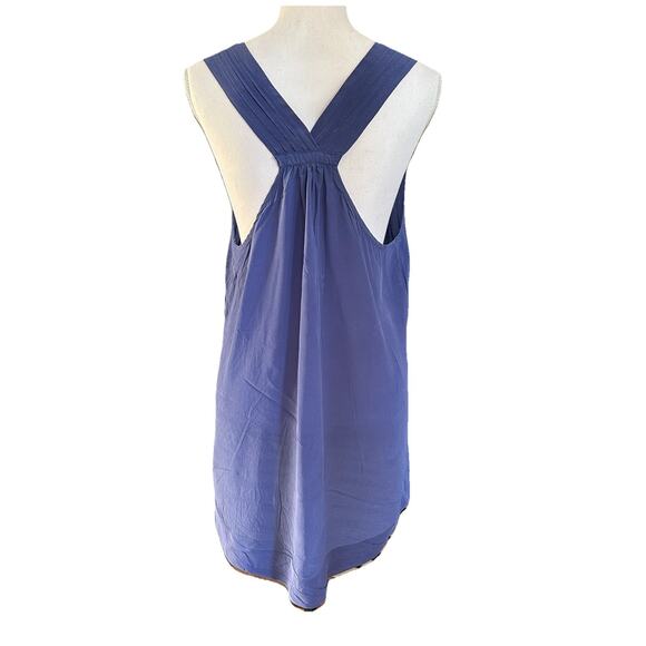 Silence + Noise Womens Silk V-Neck Top sz L Blue Sleeveless Pullover Sexy - Picture 2 of 5